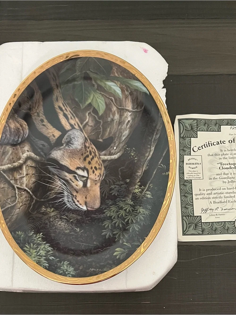 Wildlife Botanical Oval Wall Plaque with Gold-tone trim bradford exchange